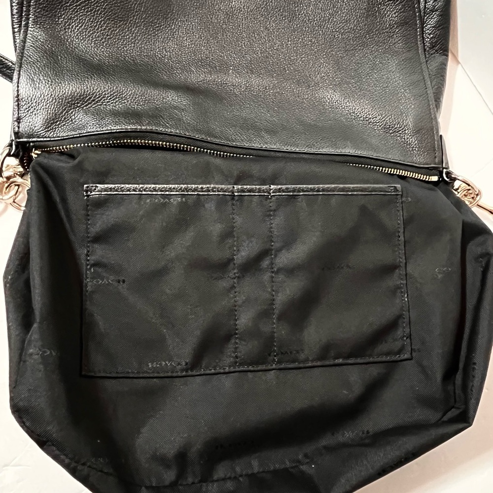 Coach Turnlock Crossbody Hobo Bag - Picture 3 of 8